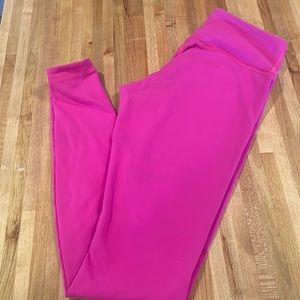 Hot Pink Reversible Lulu Lemon Leggings. Sz 6